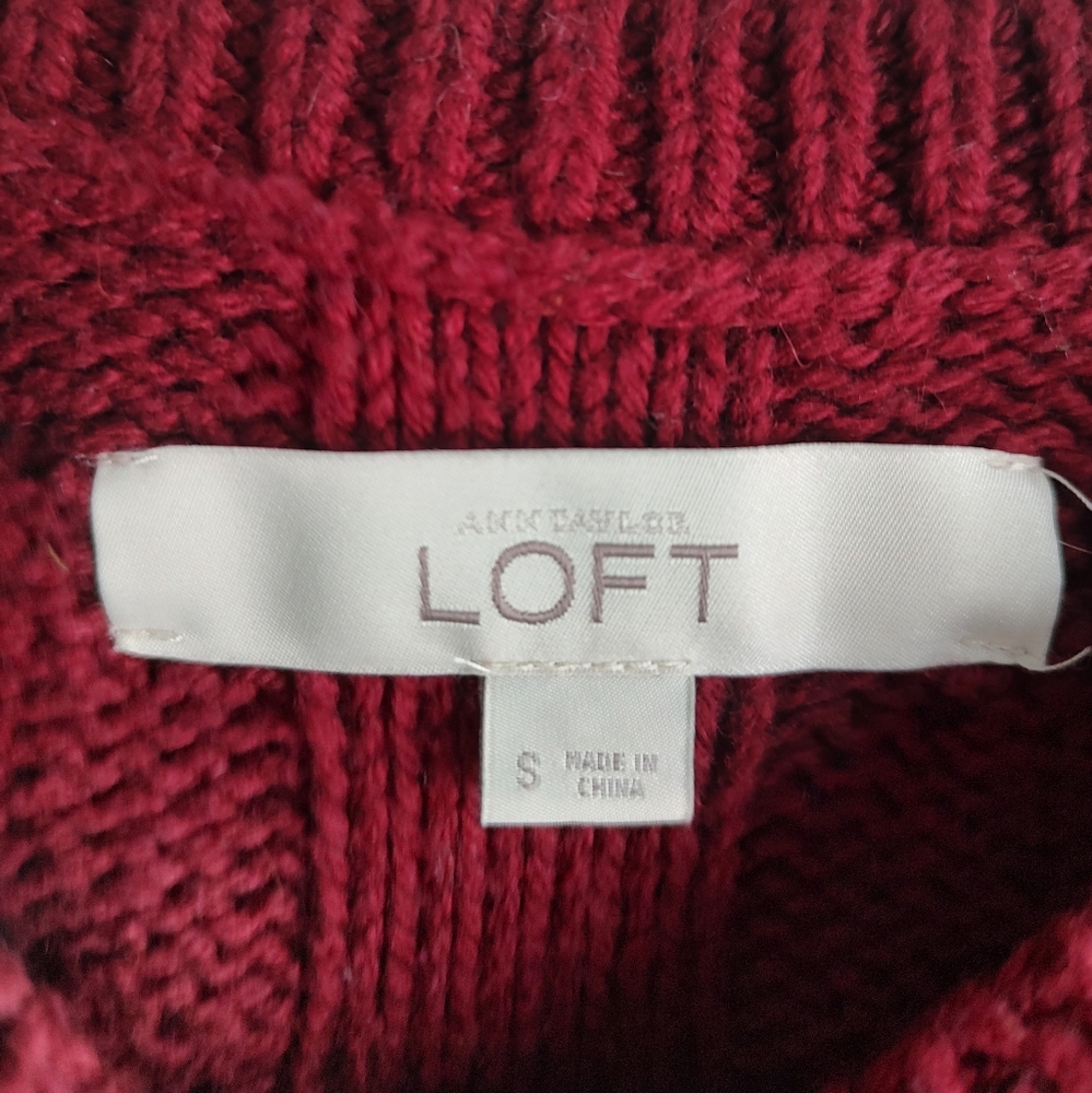 Sweater - Picture 2 of 4